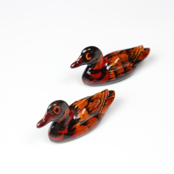 2 Pairs Of Wooden Chinese Chopsticks With Rest - Picture 3 of 3